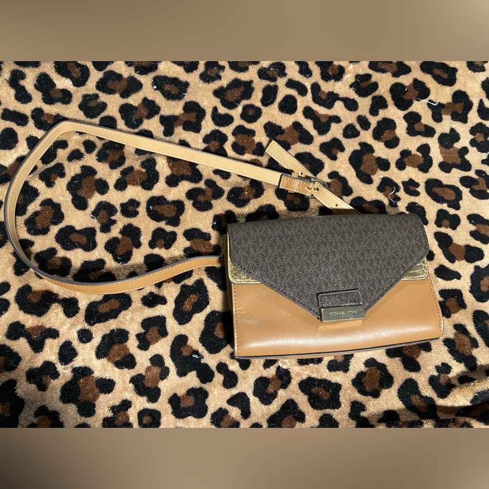 Michael Kors belt bag